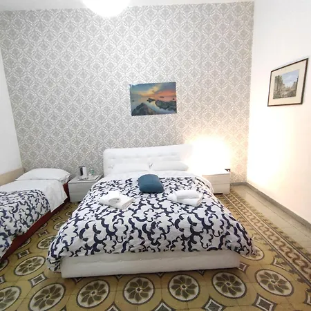 Pensjonat Anas 3*
