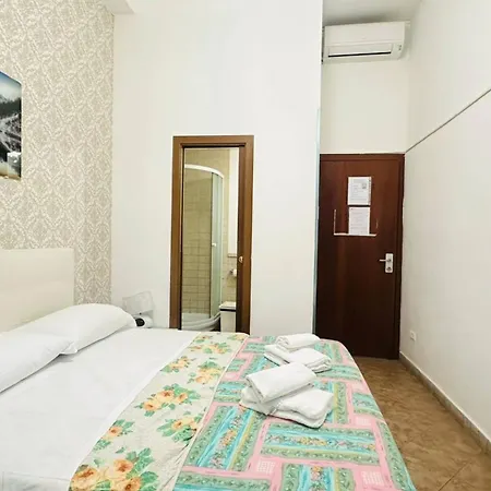 Anas 3* 로마